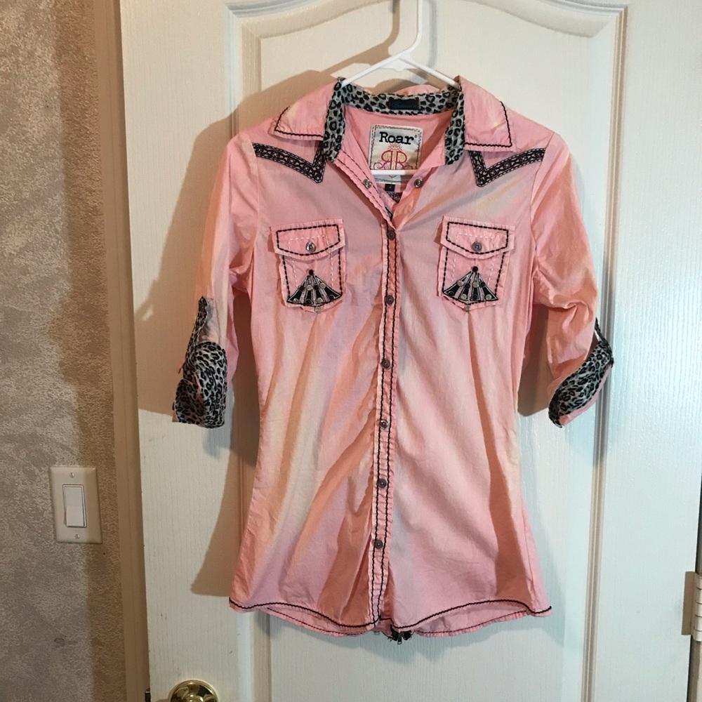 Roar button up shirt from buckle
